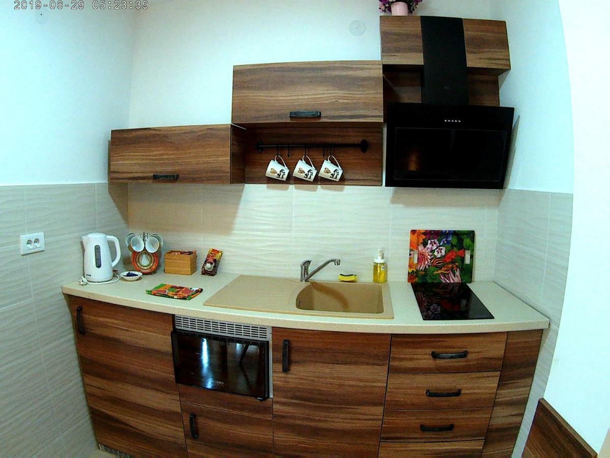 Uki-Modern Apartment With Parking Novi Sad Exterior photo